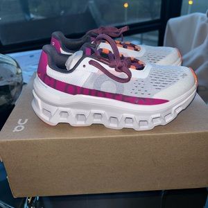 NEW WITH TAGS On Cloud - CloudTec Women's Sneakers